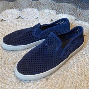 Tory Burch Jesse Perforated Slip On Sneaker In Navy Sea  Womens Size 8
